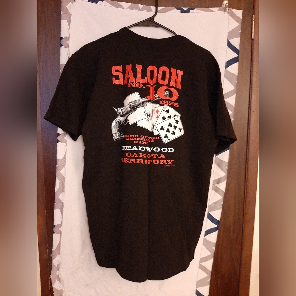Gildan tee